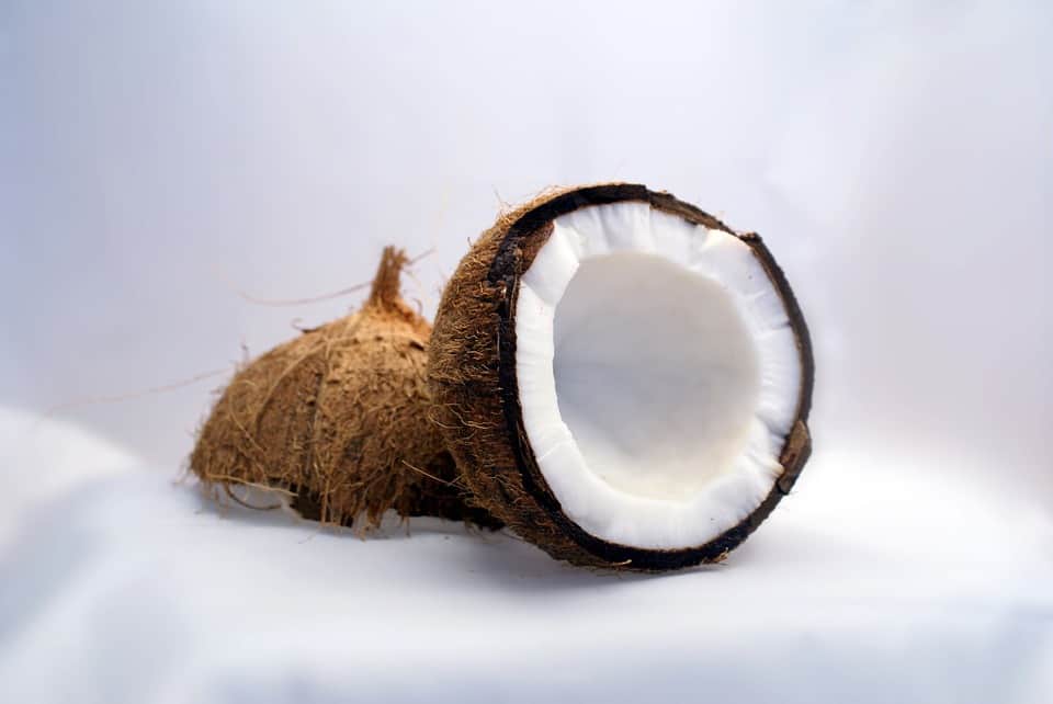 Beneficios de los ácidos grasos de coco